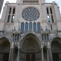 sueost-portal-chartres